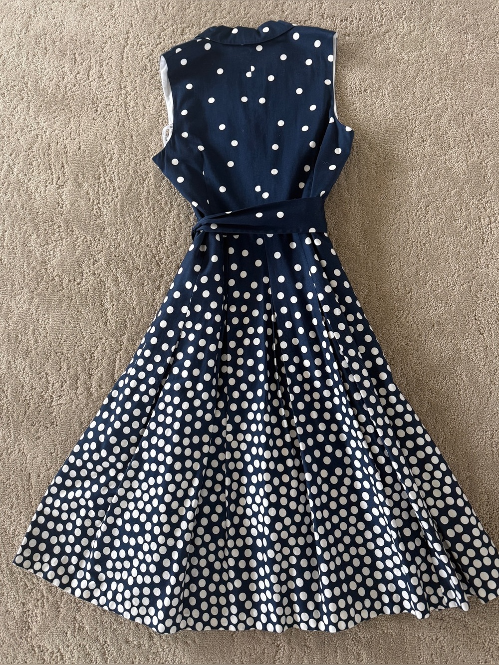 Anne Klein Polka Dot Dress 6 Navy White Sleeveless Faux Wrap Fit Flare Belt - Picture 2 of 8